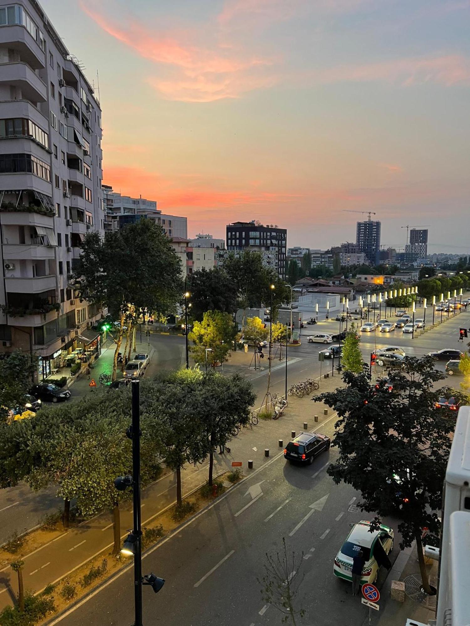 Skyline Studios Tirana Zewnętrze zdjęcie